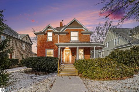 Tiny photo for 309 Grant Avenue, Alma, MI 48801 (MLS # 1943052)