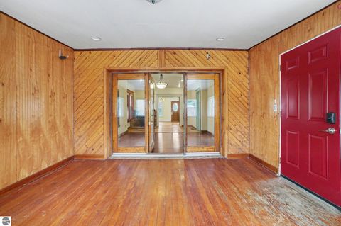 Tiny photo for 309 Grant Avenue, Alma, MI 48801 (MLS # 1943052)