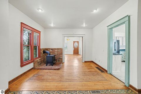 Tiny photo for 309 Grant Avenue, Alma, MI 48801 (MLS # 1943052)