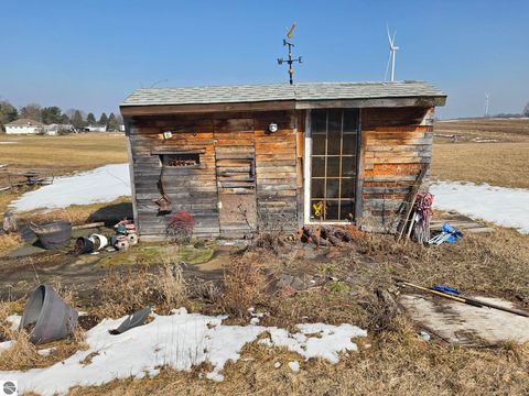 Tiny photo for 2264 N Littlefield Road, Weidman, MI 48893 (MLS # 1943111)