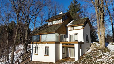 Photo of 4210 S Bluff Lane, Cedar, MI 49621 (MLS # 1941647)