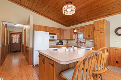 Tiny photo for 1541 Maple Point Road, Beaverton, MI 48612 (MLS # 1944928)