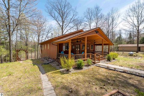 Tiny photo for 1541 Maple Point Road, Beaverton, MI 48612 (MLS # 1944928)