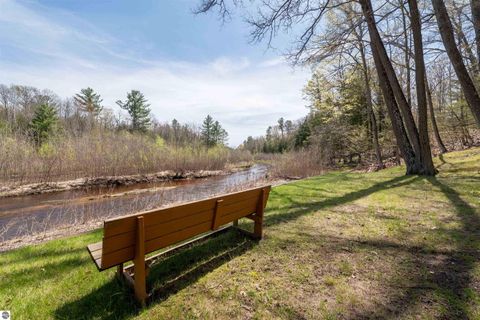 Tiny photo for 1541 Maple Point Road, Beaverton, MI 48612 (MLS # 1944928)