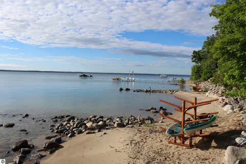 Tiny photo for 15985 Waters Edge DR, Traverse City, MI 49686 (MLS # 1944127)