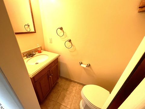 Tiny photo for 2231 Pauline Cir, Grand Blanc, MI 48439 (MLS # 1942606)