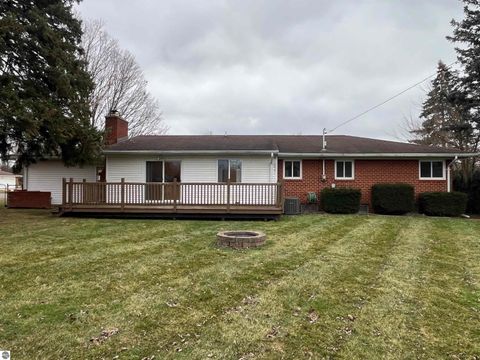 Tiny photo for 2231 Pauline Cir, Grand Blanc, MI 48439 (MLS # 1942606)