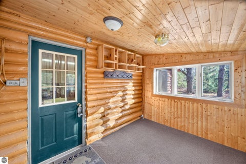 Tiny photo for 8682 S 27 Road, Cadillac, MI 49601 (MLS # 1952048)