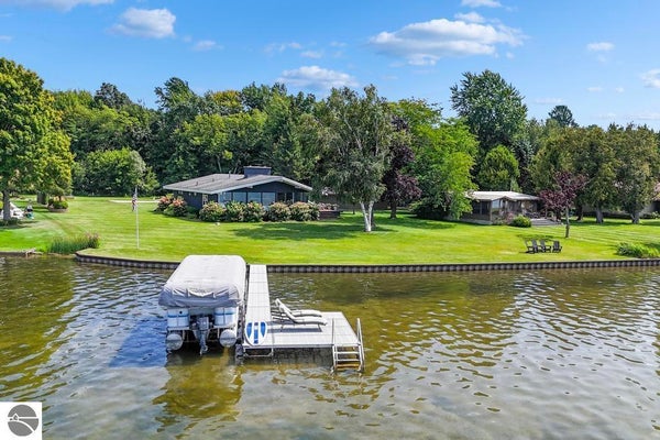 3748 E DUCK LAKE RD, GRAWN, MI 49637 - Image 18b2f1b75f40452bb5bc46ef52fe06db/3530734167