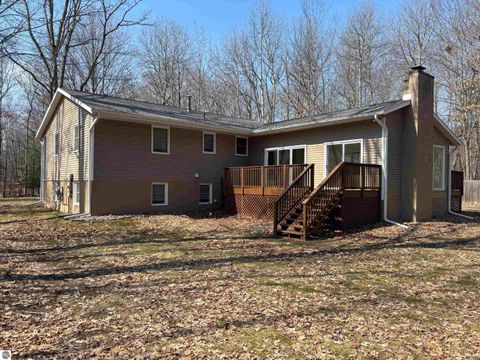 Tiny photo for 760 Hiawatha Drive, Mt Pleasant, MI 48858 (MLS # 1943125)