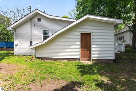 Tiny photo for 1035 Fairview Avenue, Alma, MI 48801 (MLS # 1947579)