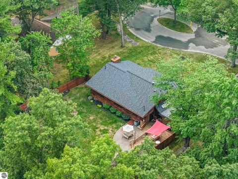 Tiny photo for 545 Cromwell Drive, Traverse City, MI 49684 (MLS # 1948361)