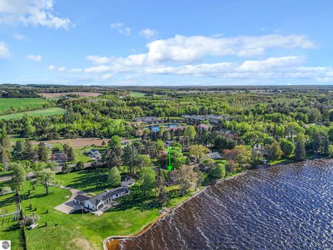 Tiny photo for 1016 Sunnyside Drive, Cadillac, MI 49601 (MLS # 1945588)