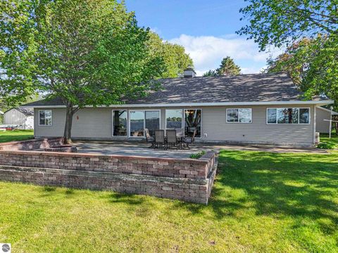 Tiny photo for 1016 Sunnyside Drive, Cadillac, MI 49601 (MLS # 1945588)