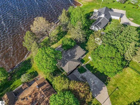 Tiny photo for 1016 Sunnyside Drive, Cadillac, MI 49601 (MLS # 1945588)
