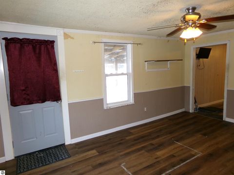 Tiny photo for 123 N Watson Street, St Louis, MI 48880 (MLS # 1941584)