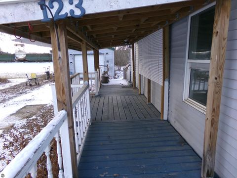 Tiny photo for 123 N Watson Street, St Louis, MI 48880 (MLS # 1941584)