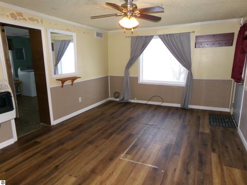 Tiny photo for 123 N Watson Street, St Louis, MI 48880 (MLS # 1941584)