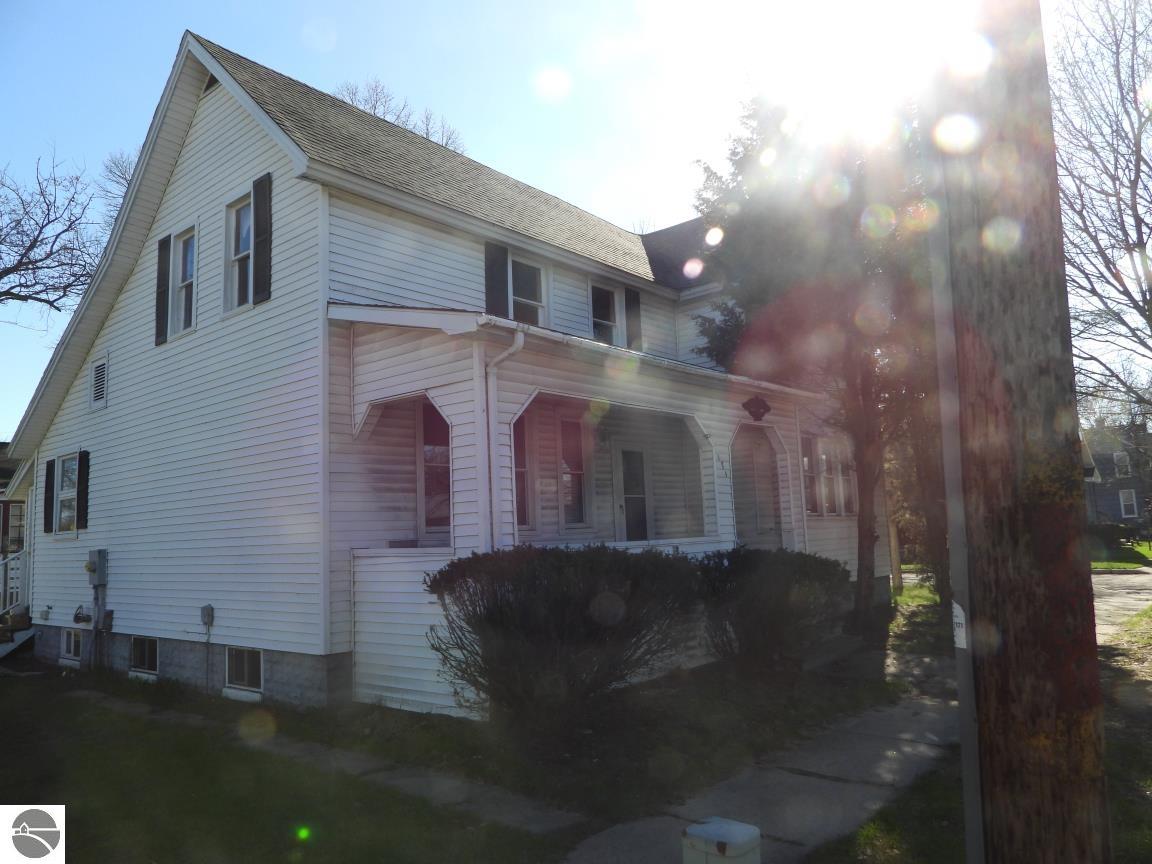Photo 1 of 24 — 171 8th Street, Manistee, MI 49660