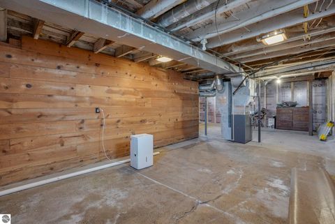 Tiny photo for 407 S Lakeshore Drive, Lake City, MI 49651 (MLS # 1944227)