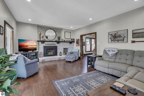 Tiny photo for 407 S Lakeshore Drive, Lake City, MI 49651 (MLS # 1944227)