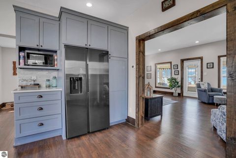 Tiny photo for 407 S Lakeshore Drive, Lake City, MI 49651 (MLS # 1944227)