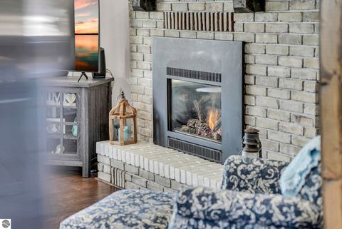 Tiny photo for 407 S Lakeshore Drive, Lake City, MI 49651 (MLS # 1944227)