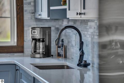 Tiny photo for 407 S Lakeshore Drive, Lake City, MI 49651 (MLS # 1944227)