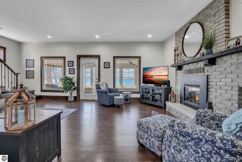 Tiny photo for 407 S Lakeshore Drive, Lake City, MI 49651 (MLS # 1944227)