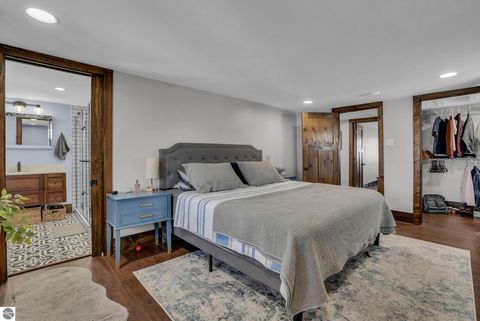 Tiny photo for 407 S Lakeshore Drive, Lake City, MI 49651 (MLS # 1944227)