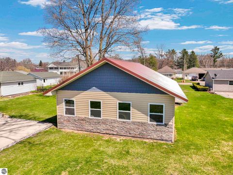 Tiny photo for 407 S Lakeshore Drive, Lake City, MI 49651 (MLS # 1944227)