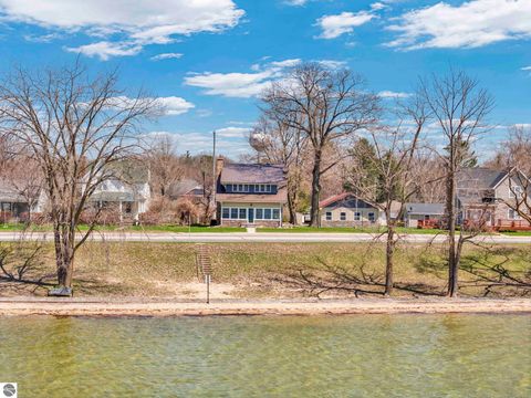 Tiny photo for 407 S Lakeshore Drive, Lake City, MI 49651 (MLS # 1944227)
