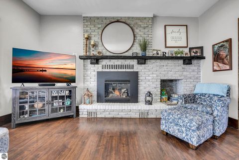 Tiny photo for 407 S Lakeshore Drive, Lake City, MI 49651 (MLS # 1944227)