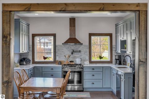 Tiny photo for 407 S Lakeshore Drive, Lake City, MI 49651 (MLS # 1944227)