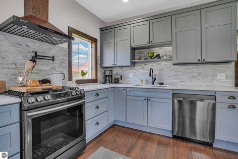 Tiny photo for 407 S Lakeshore Drive, Lake City, MI 49651 (MLS # 1944227)