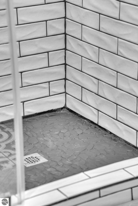 Tiny photo for 407 S Lakeshore Drive, Lake City, MI 49651 (MLS # 1944227)