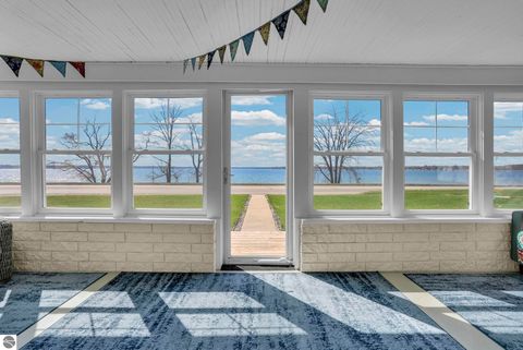 Tiny photo for 407 S Lakeshore Drive, Lake City, MI 49651 (MLS # 1944227)