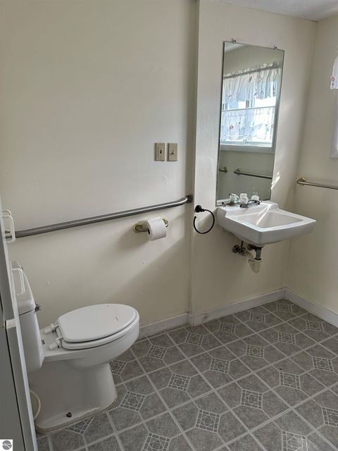 Tiny photo for 415 S Walnut Street, Kalkaska, MI 49646 (MLS # 1940457)