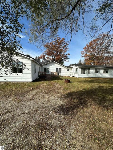 Tiny photo for 415 S Walnut Street, Kalkaska, MI 49646 (MLS # 1940457)