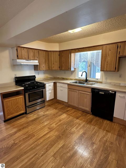 Tiny photo for 415 S Walnut Street, Kalkaska, MI 49646 (MLS # 1940457)
