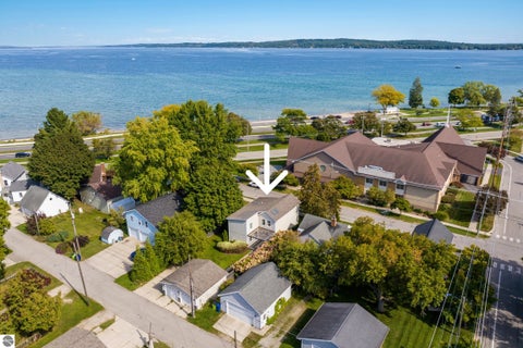 Tiny photo for 509 N Cedar Street, Traverse City, MI 49684 (MLS # 1951219)