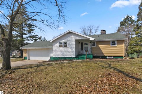 Photo of 386 Marble Street, Cadillac, MI 49601 (MLS # 1943688)
