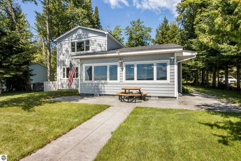 Photo of 14455 Birch Point Drive, Kewadin, MI 49648 (MLS # 1943341)