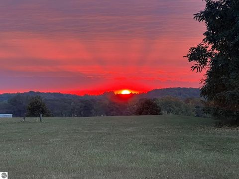 Tiny photo for 21522 Forest Trail, Big Rapids, MI 49307 (MLS # 1941744)