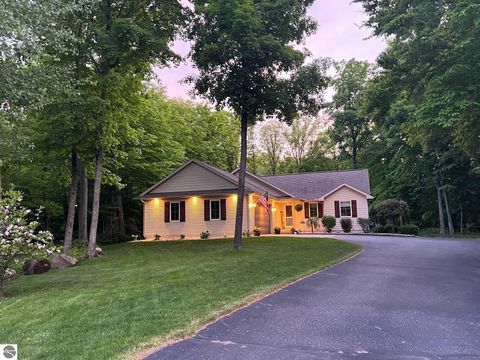 Tiny photo for 21522 Forest Trail, Big Rapids, MI 49307 (MLS # 1941744)