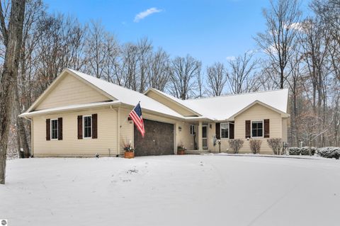 Tiny photo for 21522 Forest Trail, Big Rapids, MI 49307 (MLS # 1941744)