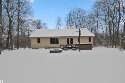 Tiny photo for 21522 Forest Trail, Big Rapids, MI 49307 (MLS # 1941744)