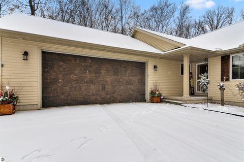 Tiny photo for 21522 Forest Trail, Big Rapids, MI 49307 (MLS # 1941744)