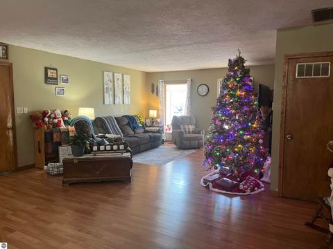 Tiny photo for 8049 S Federal Road, Shepherd, MI 48883 (MLS # 1941343)