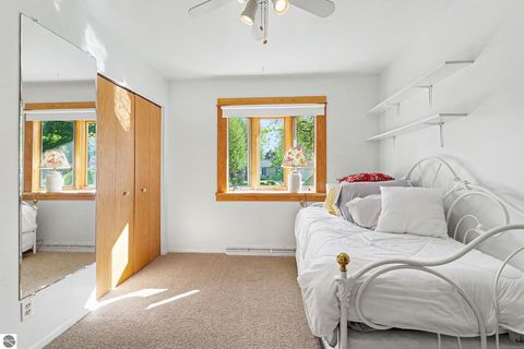 Tiny photo for 1210 Glenwood Drive, Mt Pleasant, MI 48858 (MLS # 1945532)